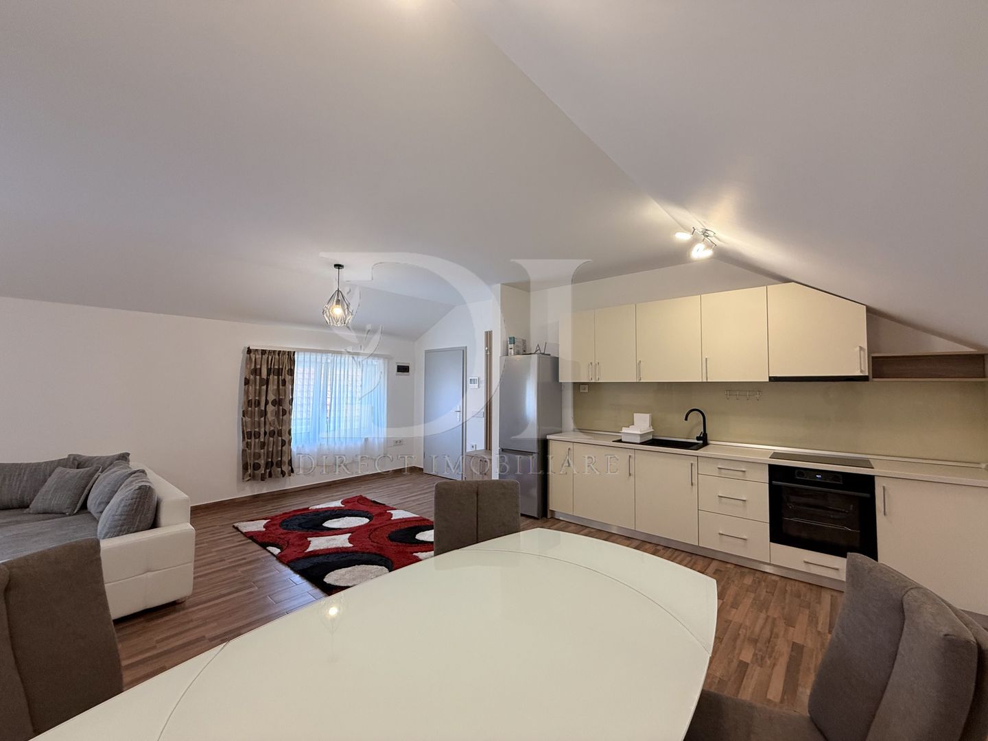 Apartament doua dormitoare / Zona Lidl , Floresti - Poză 1