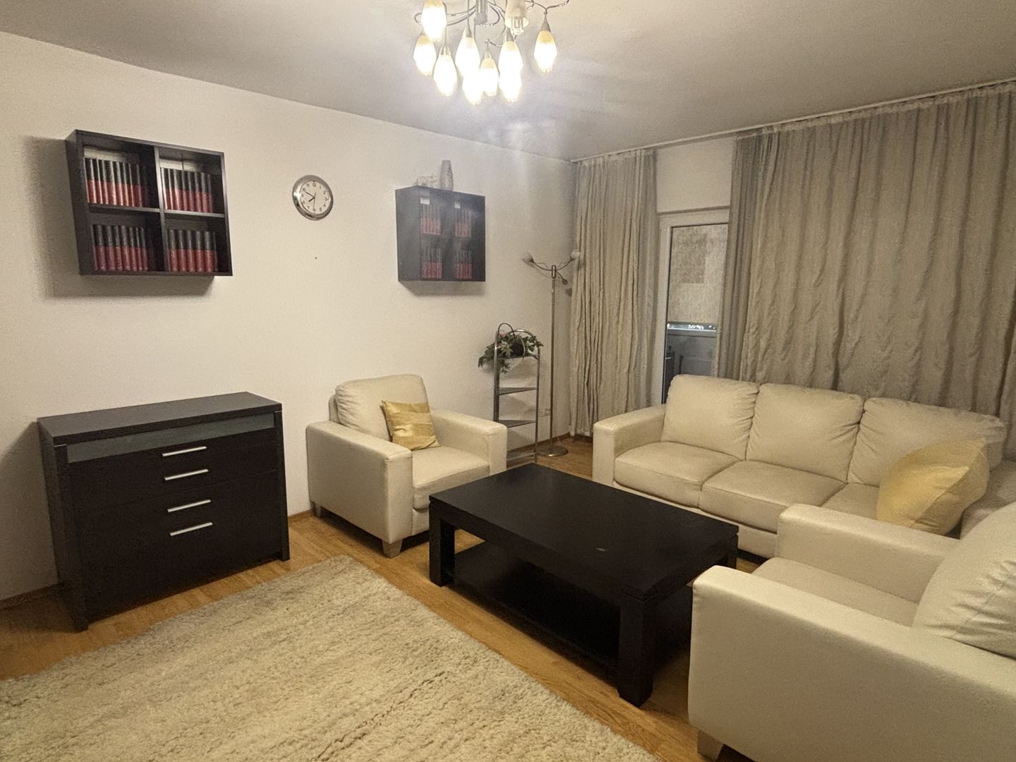 Apartament spatios in zona Sagului - Poză 5
