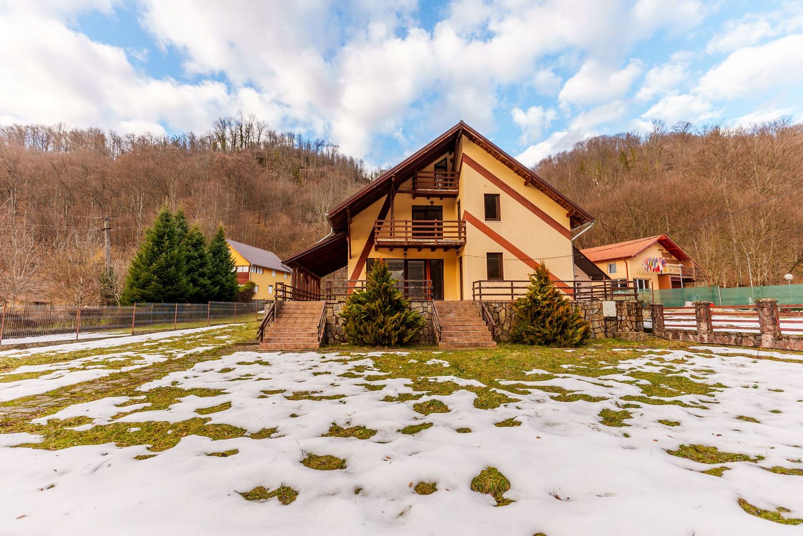 Vilă pentru investiții în Moneasa - Poză 9