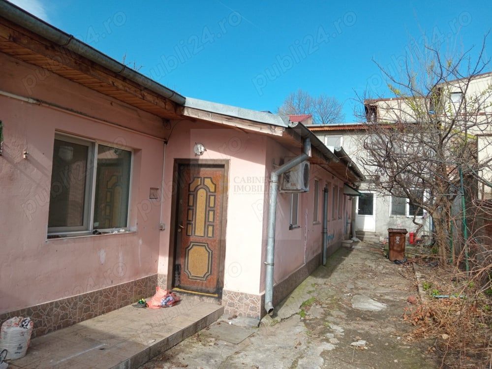 Vânzare 2 Case în Domenii – 246 mp Teren, Locație Excelentă - Poză 2