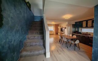 Casa 4 camere, cartier Izvor, oras Brasov - Poză 5