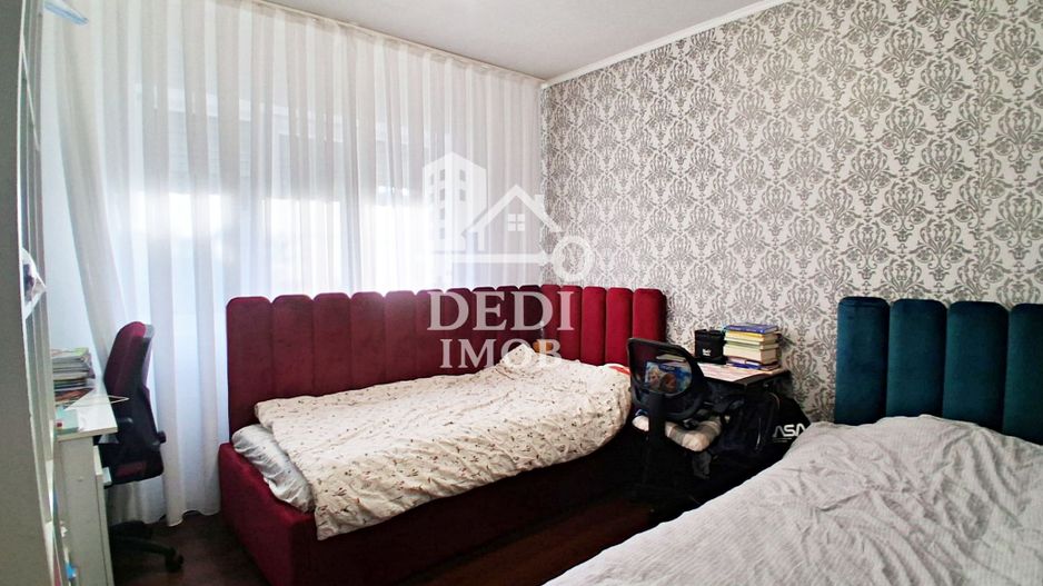 Apartament cu 3 camere de inchiriat zona Decebal, Oradea - Poză 5