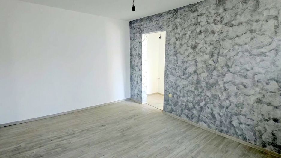 De vanzare apartament cu 2 camere, renovat, etaj9, Viziru 3, 43.000 euro - Poză 7