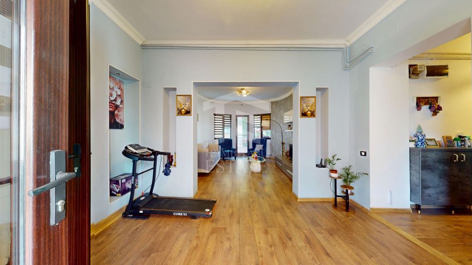 Apartament interbelic cu 3 camere, 124 mp, vis-à-vis de - Poză 44