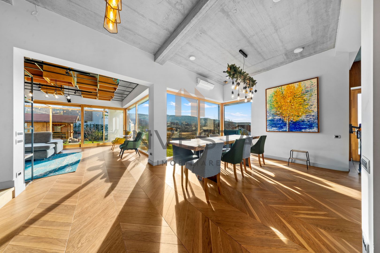 Vila de lux cu panorama spre natura! - Poză 2