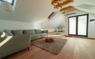 Vilă cu vedere panoramică – Central Brașov - Poză 16