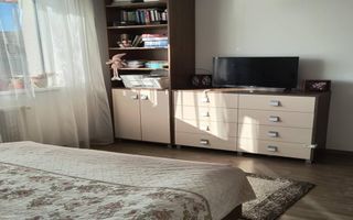 BRASADAS vinde ap 3 cam etaj 3/4 în Floreşti. - Poză 8