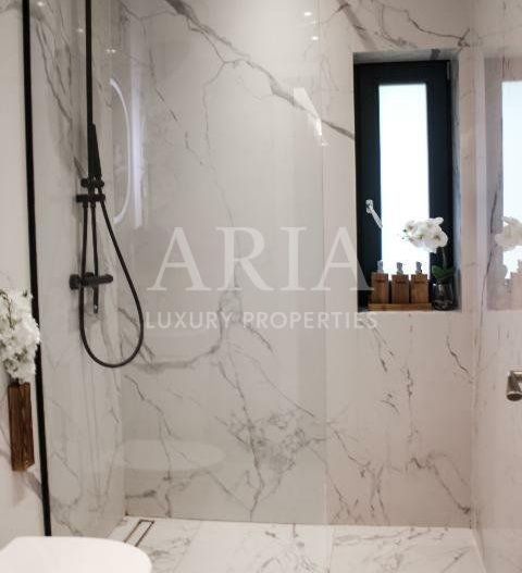 LUXURY APARTMENT WITH GARDEN - Poză 12