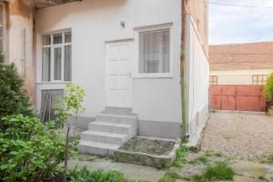 Casă de închiriat -Ultracentrală - Poză 10