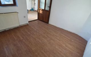 Casă de vânzare în Dancu – 3 dormitoare, duplex, utilități racordate - Poză 3