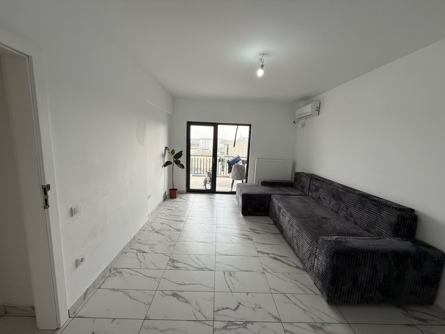 Ap 3 camere 94 mp - terasa 16 mp -loc parcare- bloc nou 2021 - Poză 8