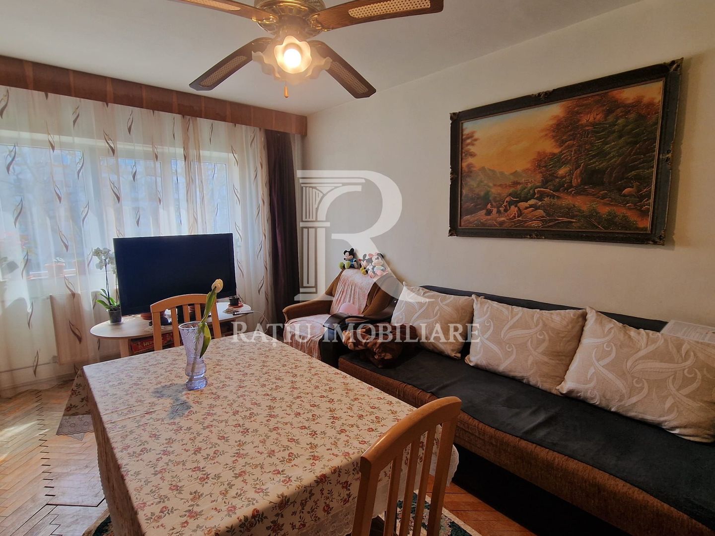 Apartament cu 3 camere | Xenopol | Oradea - Poză 2
