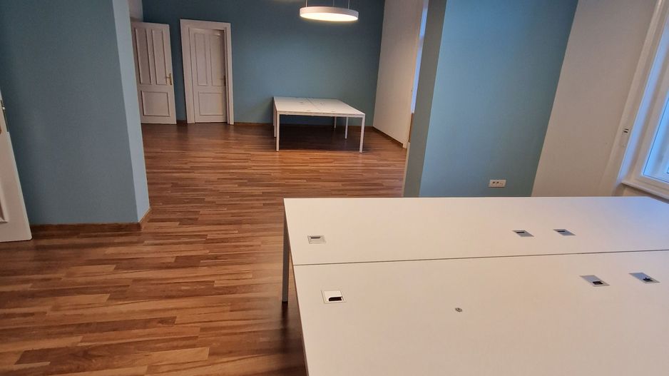 Imobil D+P+1E - 14 camere - Poză 7