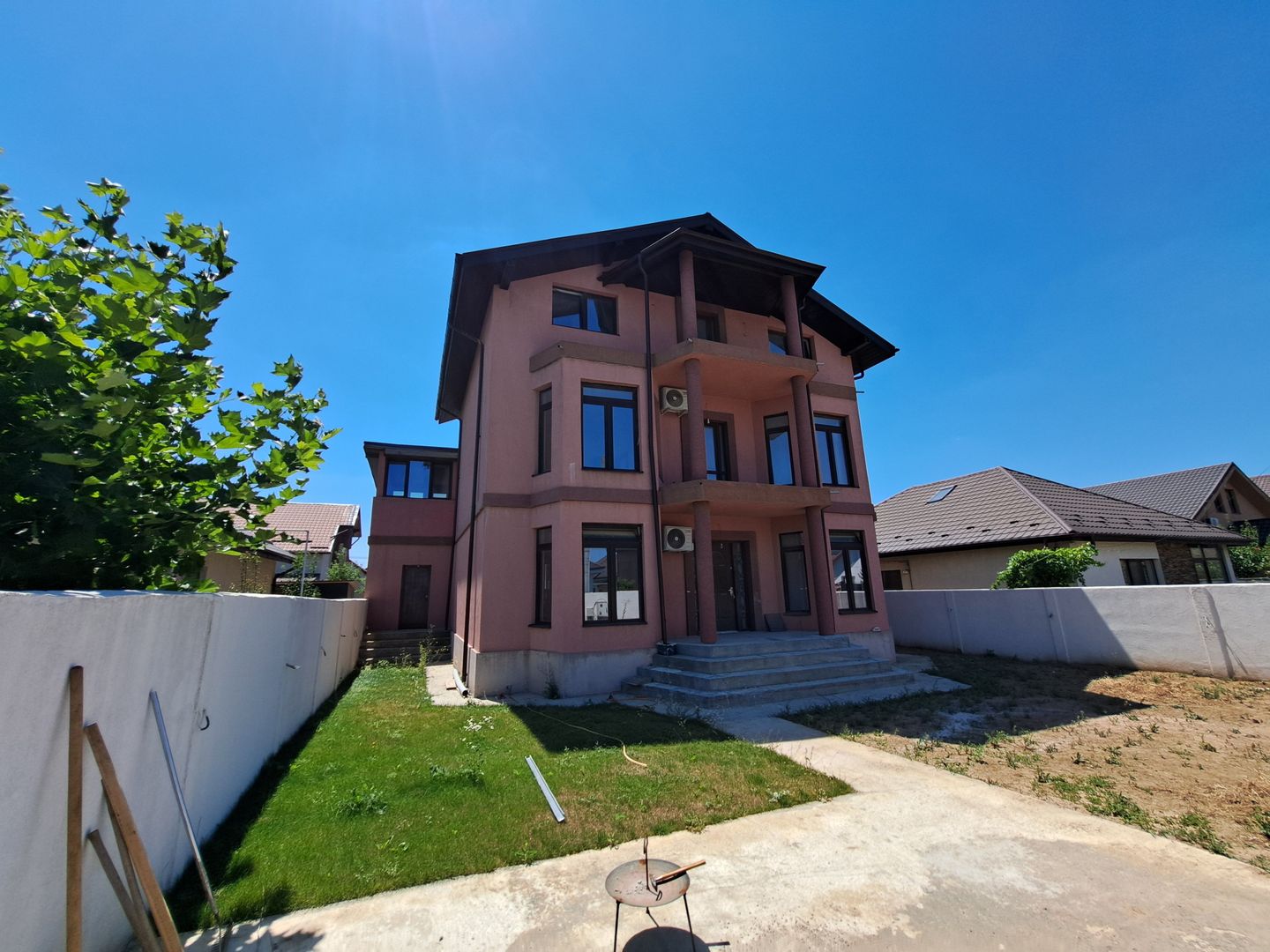 Casa P+1+mansarda 320 mp + teren 368 mp - Pantelimon - Poză 2