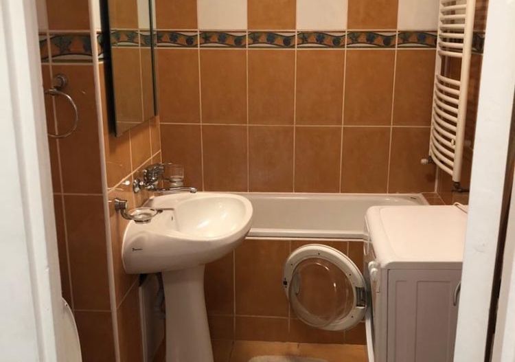 Apartament de vanzare, Satu Mare Strada Traian Vuia - Poză 1