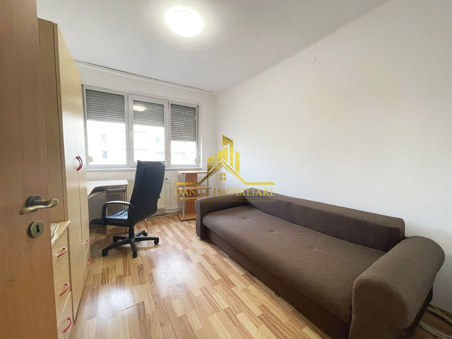 3 camere, spatios, mobilat modern, AC, Semicentral, Horea, fac Litere - Poză 1