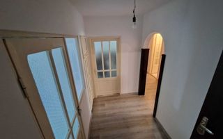 Apartament cu 3 camere, 2 băi și balcon mare, Mănăștur. - Poză 4
