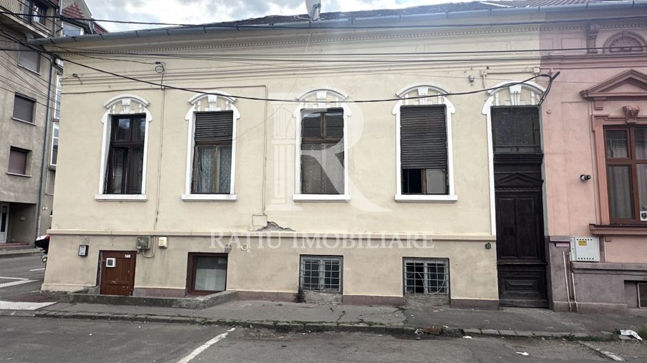 Apartament cu 3 camere la casa + Garsoniera | Ultracentral | Oradea - Poză 1