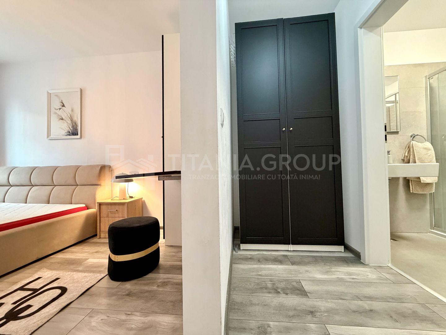 Apartament spatios 3 camere decomandat, parcare, zona Coresi, 3-6 luni - Poză 3