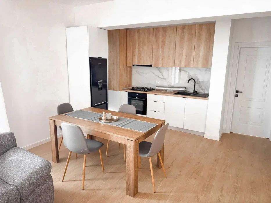 Apartament de inchiriat cu 2 camere Exigent Plaza - Poză 2