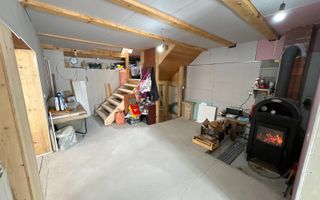 Casă de vanzare 6 camere 220 m² utili cu 376 M² teren la șosea - Poză 7