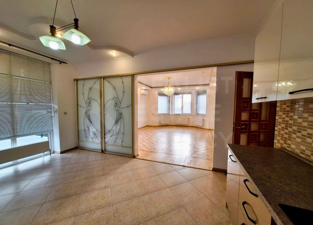 Chirie, casă, 2 nivele, 5 camere, strada  Anton Ablov, Telecentru - Poză 5