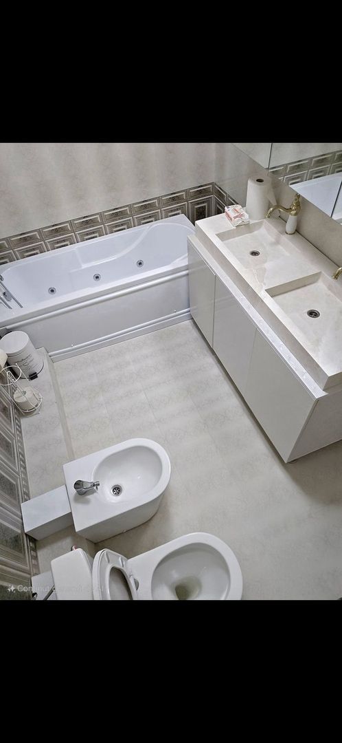 Casă De Închiriat  | Ideală Pentru Locuință Sau Afaceri - Poză 5