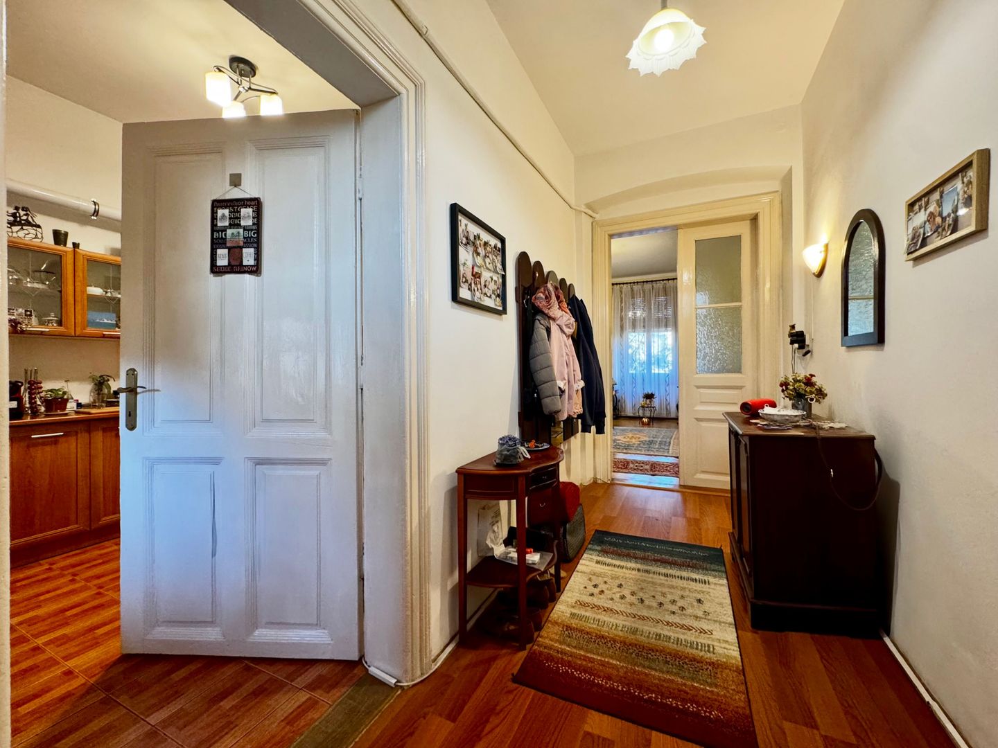 Apartament 2 camere spațios, cu garaj,  5 minute de Colegiu Bănățean - Poză 9