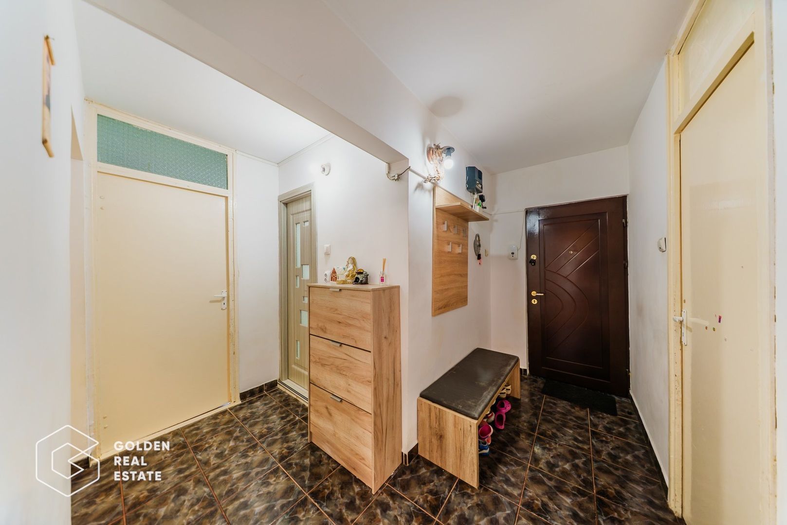Apartament 3 camere, decomandat, Confectii, comision 0% - Poză 13