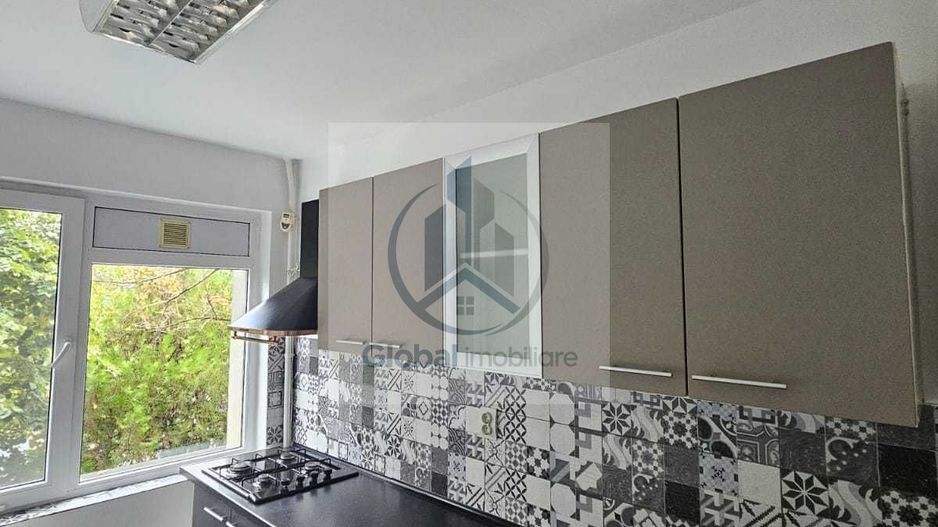 De Închiriat: Apartament 2 Camere, Decomandat – Zona Nicolae Grigorescu, Sector 3 - Poză 1