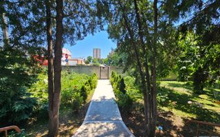 Casa eleganta cu tavane inalte si gradina superba - Poză 7