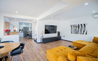 Lumina – Casa P+1E de vânzare, mobilată/echipata, cu piscină si garaj. - Poză 2