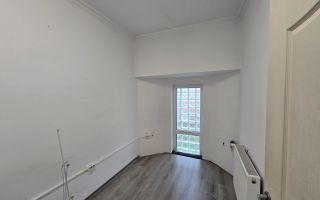Etaj vila cu 5 camere, Dumbravita, Ideal pentru activitati comerciale - Poză 5