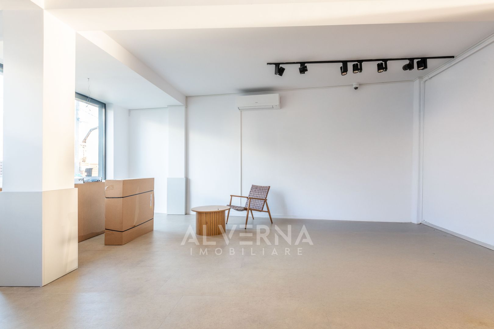 Spatiu comercial 165mp | 11ml vitrina | 2 grupuri sanitare | Borhanci - Poză 7