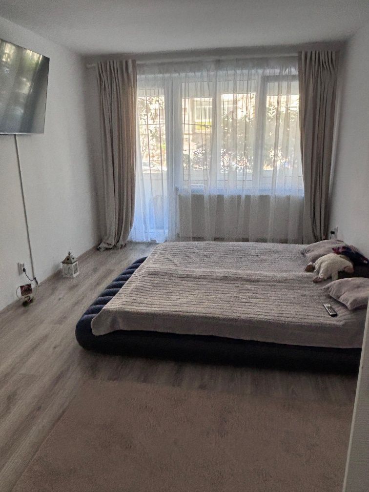 Dambovita | 3 Camere | 2 Bai | Decomandat | Bloc Izolat - Poză 1