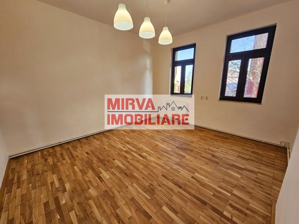 🏢 Spațiu de birouri – 5 camere, 3 băi – Etaj 1 vilă, Zona Centrală - Poză 23