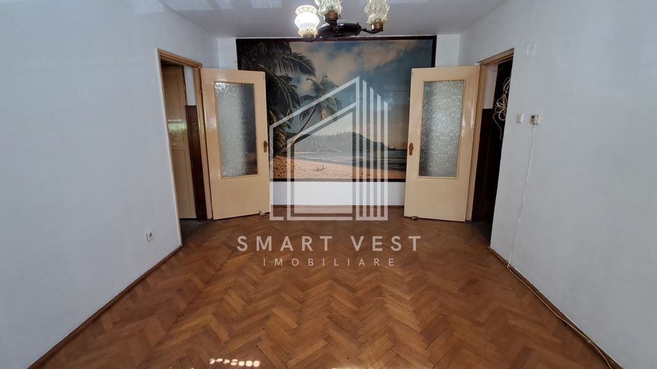 Apartament 3 camere | Etaj 1 | Zona Micro 16 - Poză 1