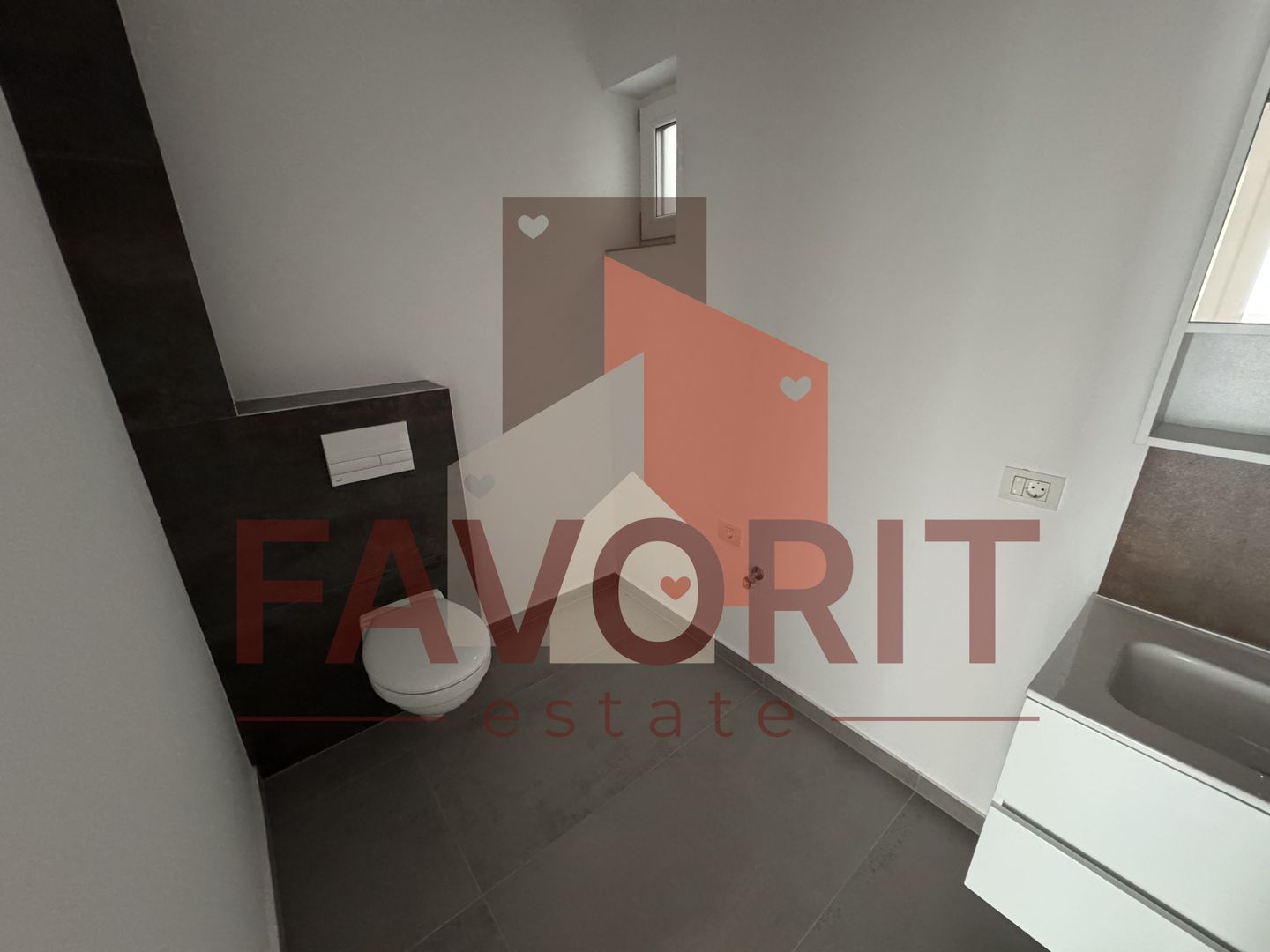 Etaj intermediar. Loc de parcare. Disponibil imediat - Poză 7