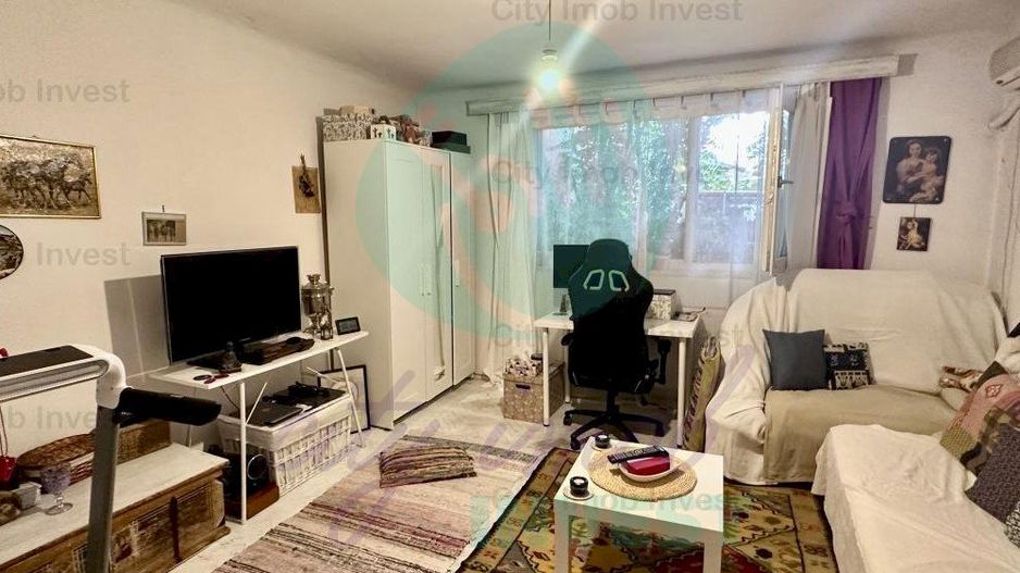 Casa singura la curte  - 7 minute de metrou - Poză 9