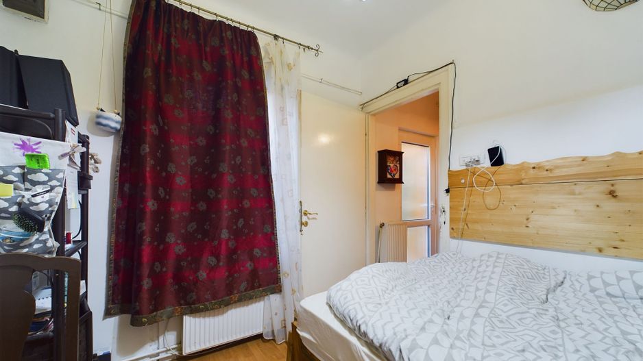 Apartament cu 2 camere în imobil central - Poză 11