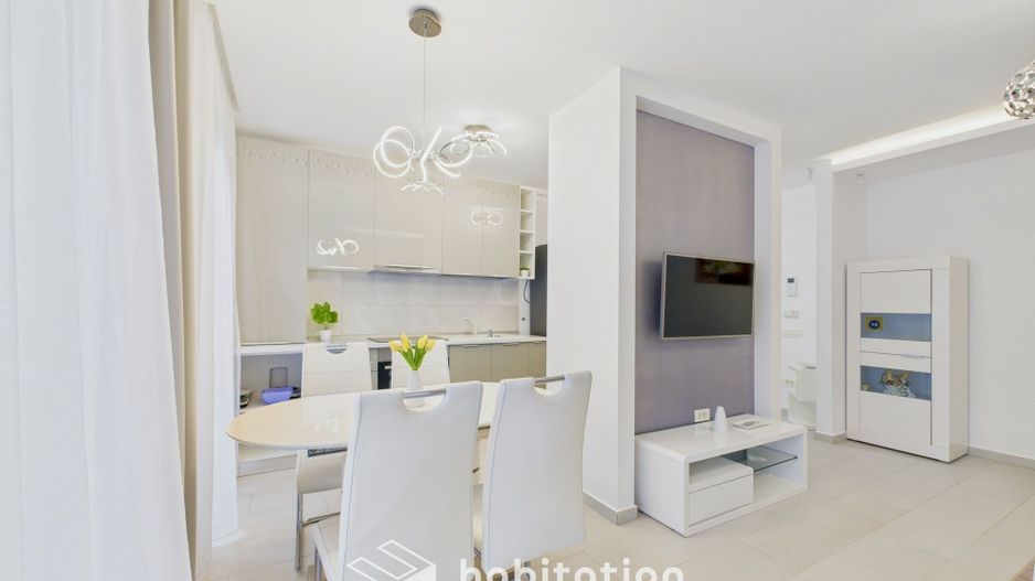 Tur virtual apartament 2 camere - intrare în Dumbrăvița, zona Kaufland - Poză 1