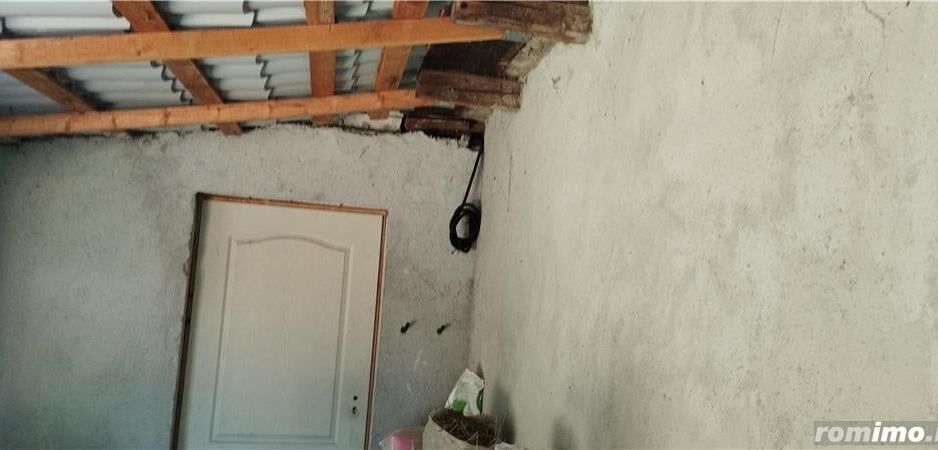 Casă cu teren și front stradal generos - Poză 6