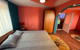 Vila S+P+1,+ garaj inchis + terasa si teren intravilan 6300 mp - Poză 22