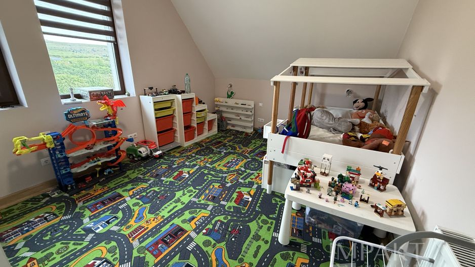 Vilă unică cu teren generos și vedere superbă în Sălicea! - Poză 25