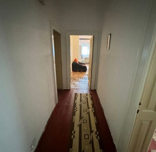 Apartament 3 camere in casa, central, terasa, garaj, gradina, Campina - Poză 12