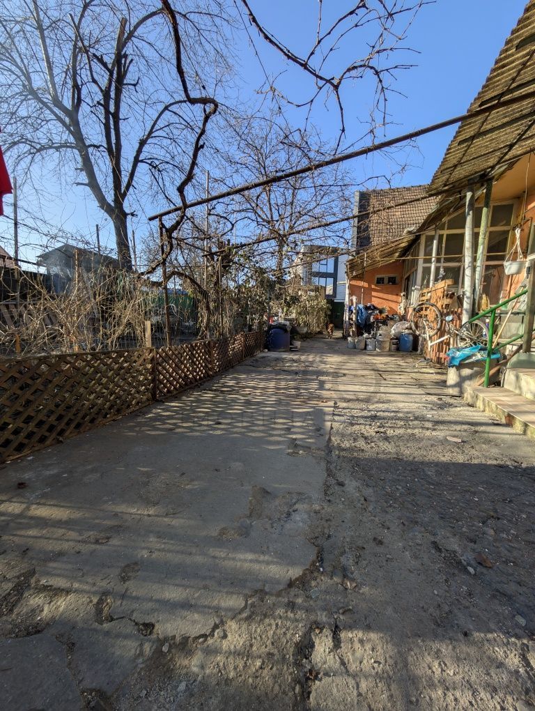 casa de inchiriat str Budiului -oportunitate excelenta pentru investie - Poză 5