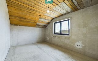 Casă la gri în Livada - Poză 8