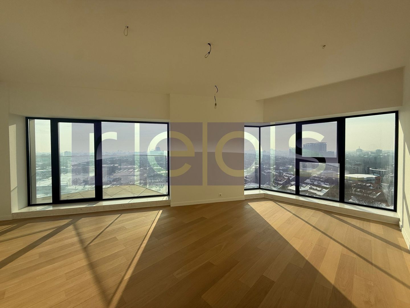 VANZARE 3 CAMERE | ONE VERDI | ETAJ SUPERIOR | 122 MP | LOC PARCARE | - Poză 1