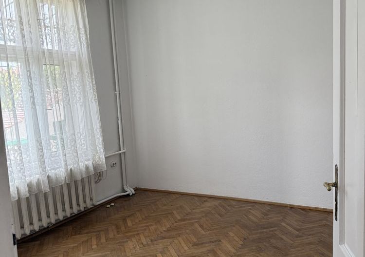 Casă de închiriat în Sebeș – zonă centrală - Poză 4
