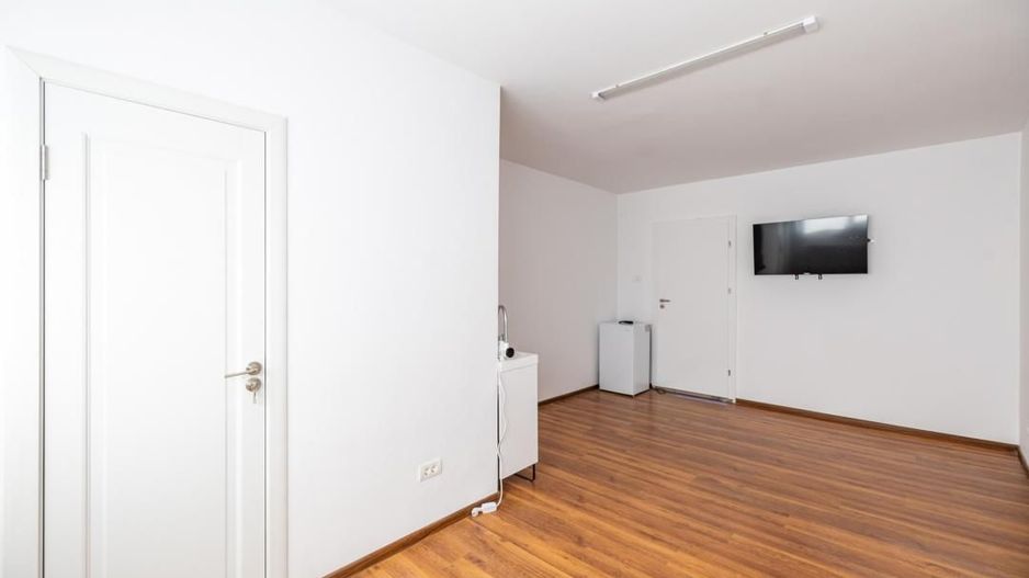 Birou 20,47 mp, renovat, aer conditionat, et 2, Mehala | Comision 0 - Poză 9